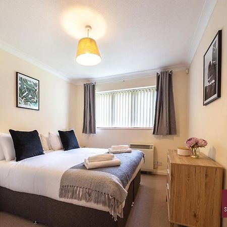 Apartamento Maidenhead - 2 Bed & Parking Exterior foto
